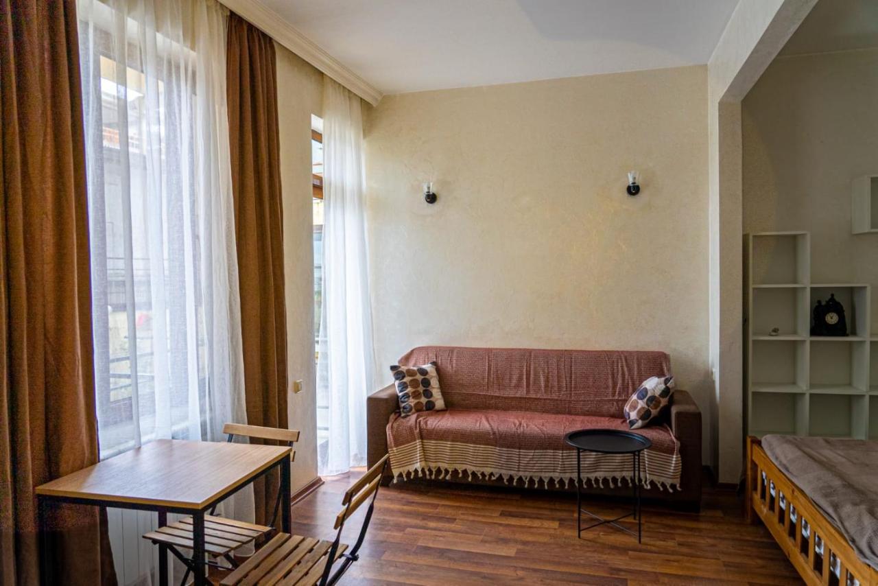 Tavdadebuli Apartment Μπατούμι Εξωτερικό φωτογραφία