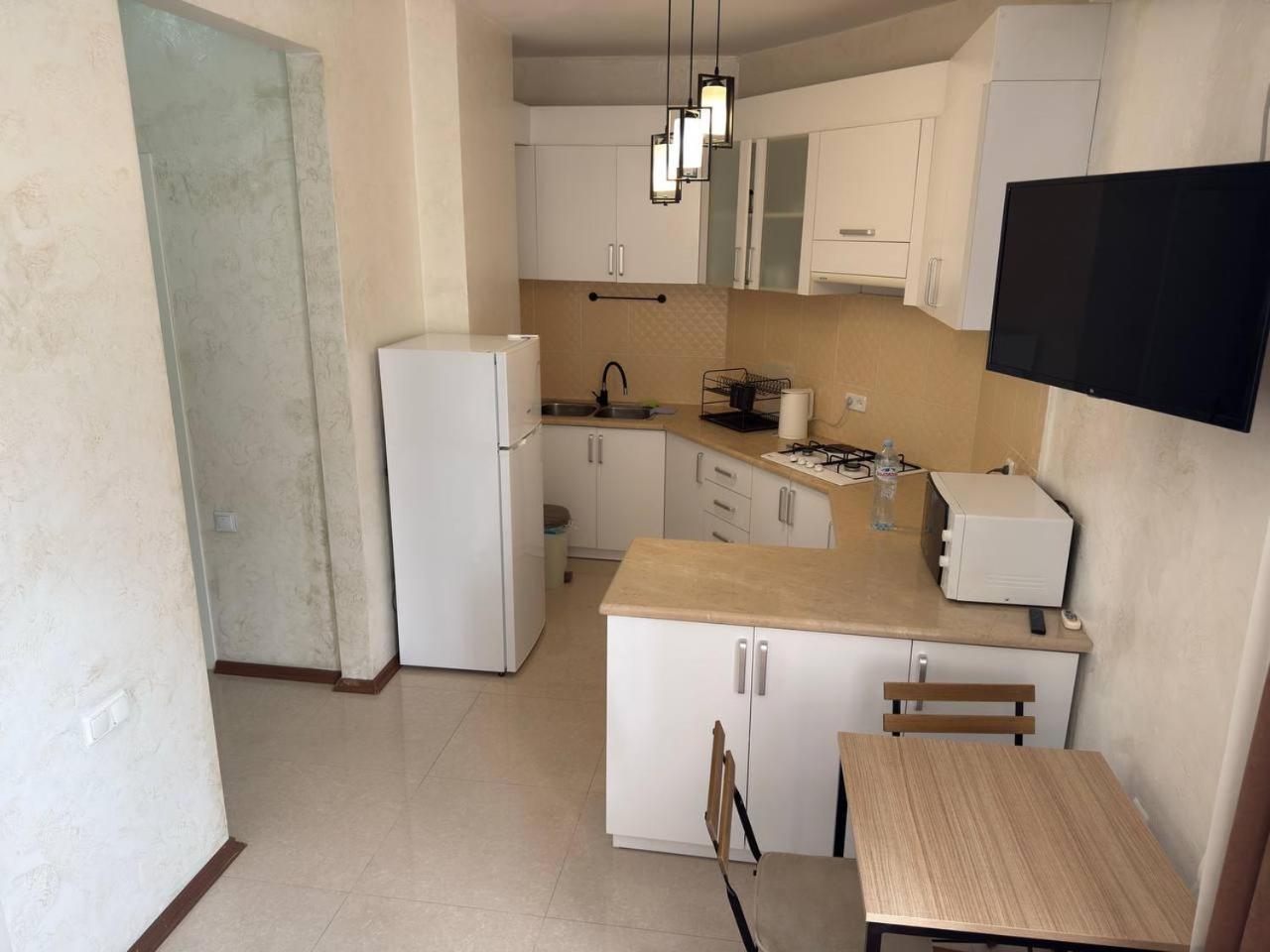 Tavdadebuli Apartment Μπατούμι Εξωτερικό φωτογραφία